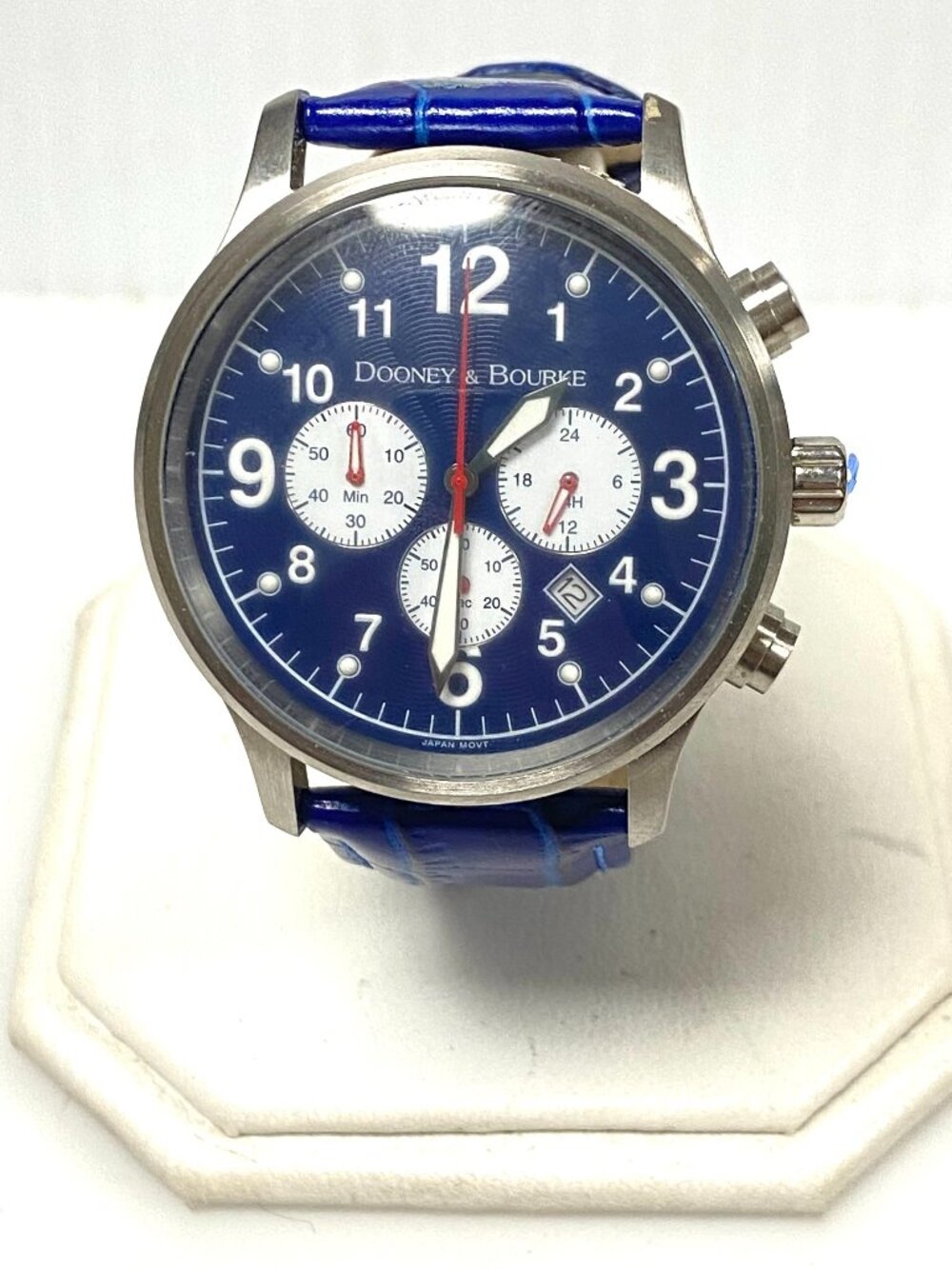 w070 Dooney & Bourke Chronograph Wrist Watch Dark Blue Textured Dial Stainless